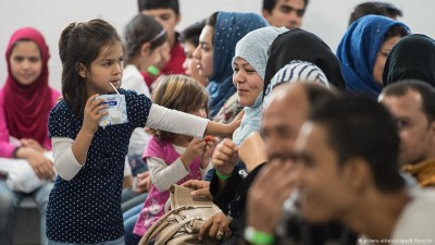  Greece decided to transfer thirty thousand refugees in other countries
