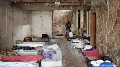  Italy stopped aid to refugee camps