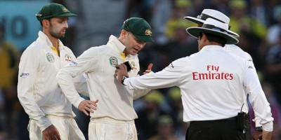 Michal Clark rushing on Aleem-dar