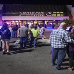 America, In Minisota A man with knife attacked people in a shoping mall