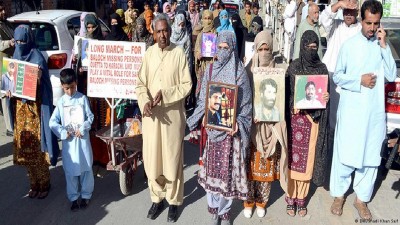 baluchis-protesting-for-missing-persons