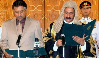 Parvaiz Musharaf vs Iftikhar Chaudhry