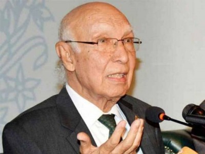 india-to-stop-pakistani-water-can-be-considered-a-declaration-of-war-aziz
