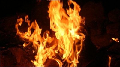 karachi-gulistan-e-johar-psp-square-burned