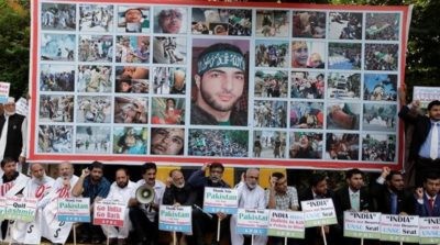 Kashmiris Protest