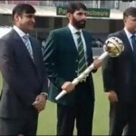 Misbah has received the number one Test team trophy