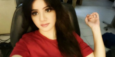  'India warned' hands were not just wearing bangles. I can also pick up weapons ... The leading lady gave the domineering