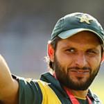 shahid-afreedi-sent-eid-greetings-to-pak-army