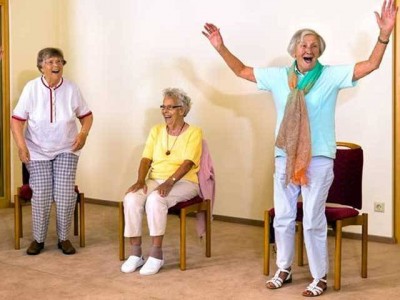 Smile is the exercise and keep better health in old age