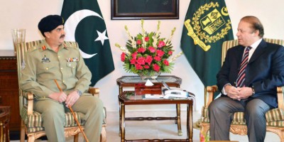  Enjoy courage in the field. You get two, I hand over Pakistan, the domineering announced