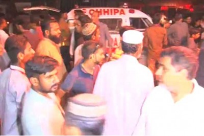 Grenade attack in Karachi, killing one child, 20 injured