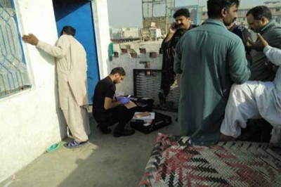 Lahore: Unknown gunmen killed the sleeping husband and two children