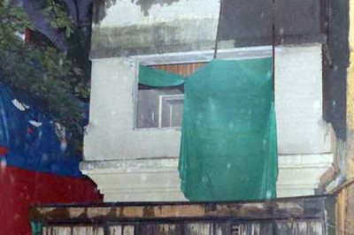 The well-known comedian Kapil Sharma was falling away from the office