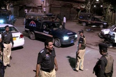 Karachi: Police operation in various areas, including 20 target killers arrested