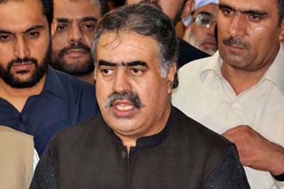 Government can not be dropped ins: Zehri