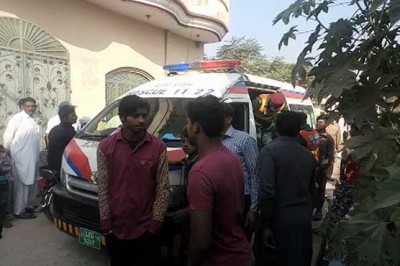 Jhelum toll from liquor to 18