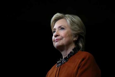 Email scam, US presidential candidate Hillary Clinton's popularity started to fade