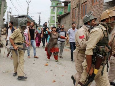 Implementation of occupied Kashmir curfew after 3 months, the situation remains tense