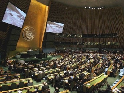 UN resolution to ban nuclear weapons