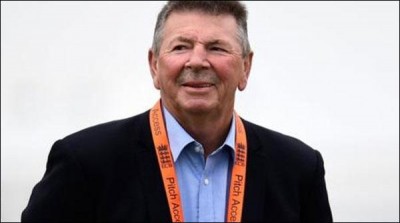 Decided to resign Australian chief selector