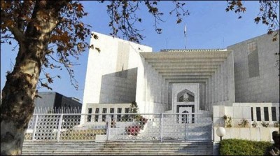 People did not stand up against the government, Chief Justice