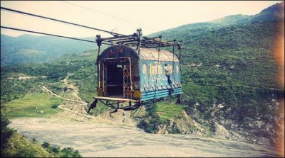 Abbottabad: stuck cyyrlft 12 children from poor