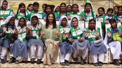 Karachi: 1636 children together, hand wash world record