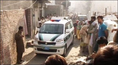 Lahore, Nawab Town 4 of a family killed