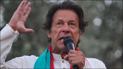 The Opposition leaders who trying To stop protest against corruption are corrupt their selvers, Imran Khan