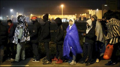 France Banana refugees rescued completely empty