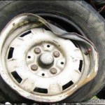 Kotli, crashes school bus, helper killed, 32 injured child