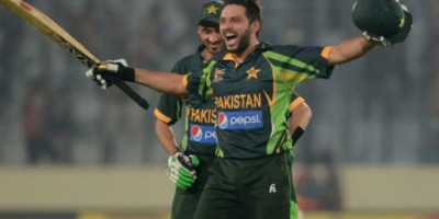 Afridi controversy aurjauyd Miandad, Wasim Akram to speak.
