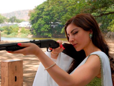 Neighboring,tails,stars,,waqar,khan's,column,in,Daily,Jang,on,15,Oct,2016