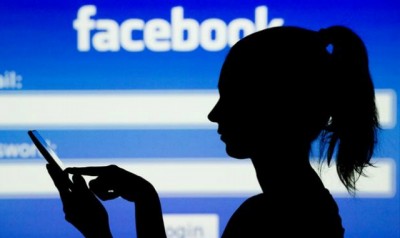 Females who use facebook most of the time 