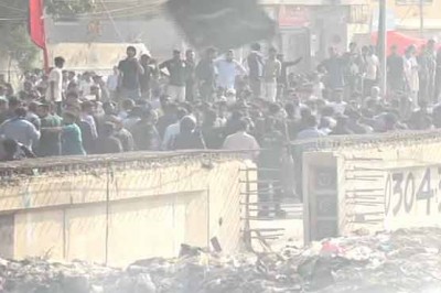 Karachi: krnyualun protest clash with police arrests