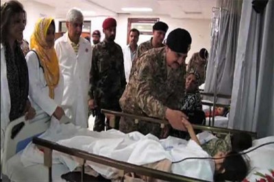 Army Chief of Civil Hospital Karachi, Shah visited the light of the tragedy victims