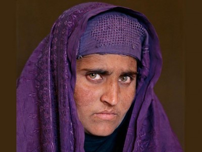 Afghan Mona Lisa 'syrup flock, were deported