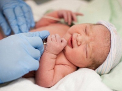 12-year-old girl and the 13 years old boy became youngest parents in British history 