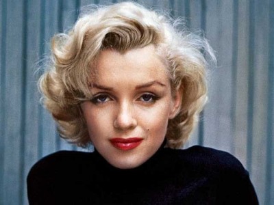 Hollywood diva Singer Marilyn Monroe's memorable dresses sold for Rs 50 crore
