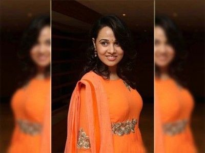  Actress Nisha Kothari obesity removed from the film