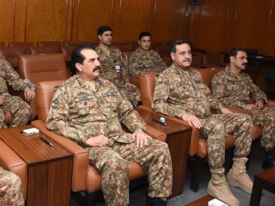 Gen Raheel Sharief ordered to repel forcefully on line of control 