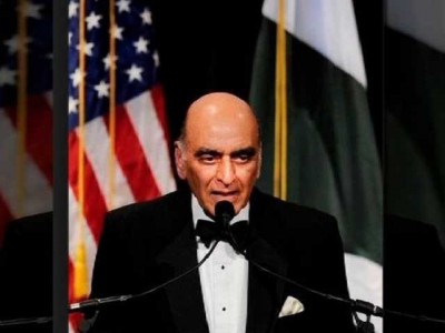 Former caretaker Prime Minister Moeen Qureshi passed away