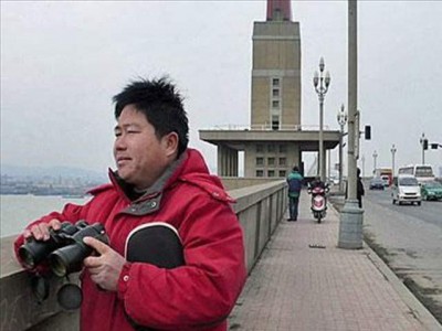 a person Save hundreds of people who commit suicide in China