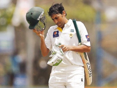 younus began to beat silent, the fourth consecutive time failed