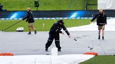 Christchurch test on the first day did not start due to rain