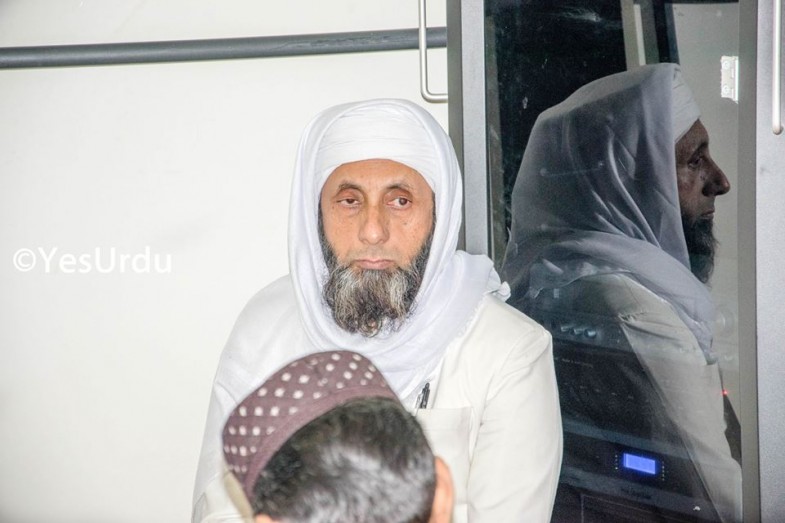 Mufti Muneeb-ur-Rehman (24)