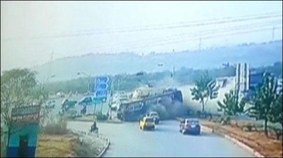 Islamabad accident, injuring 19 students of the private university bus