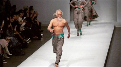 80-year-old Chinese model caused waves on the Internet