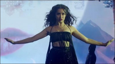 Movies Rock En Tu 'exciting new areas song video released