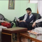 Srinagar, Geelani prmyruaaz homes and met Malik